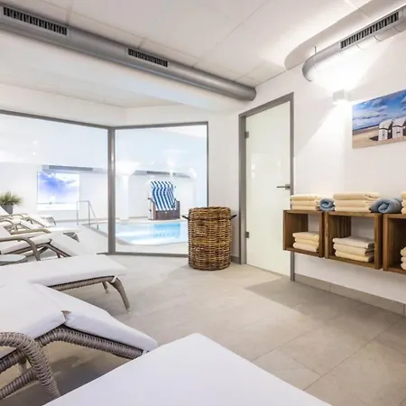 Apartamento Ferienwohnung-juist-strandburg 206 Fuer 2 Bis 5 Personen Mit Schwimmbad Und Sauna Juist