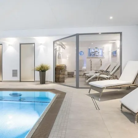 Ferienwohnung-juist-strandburg 206 Fuer 2 Bis 5 Personen Mit Schwimmbad Und Sauna Juist